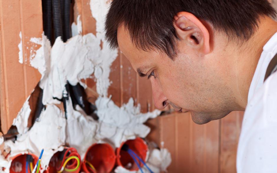 cherche électricien pas cher Meudon