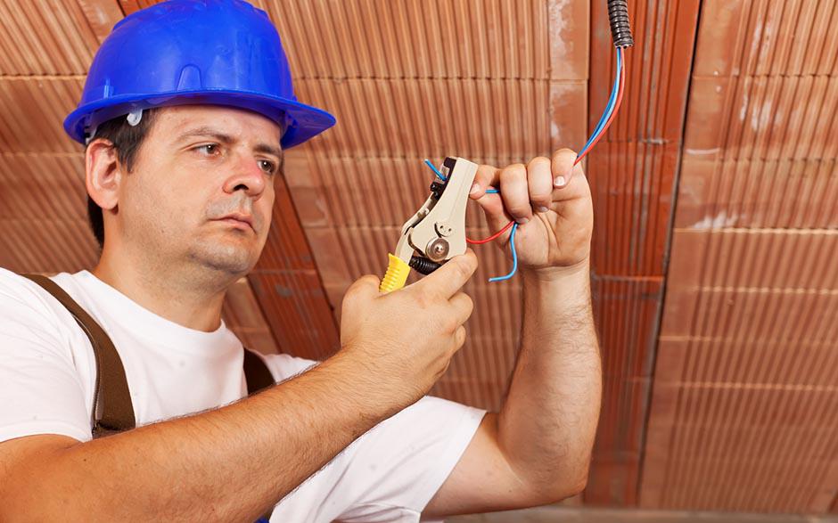 électricien à domicile Cergy